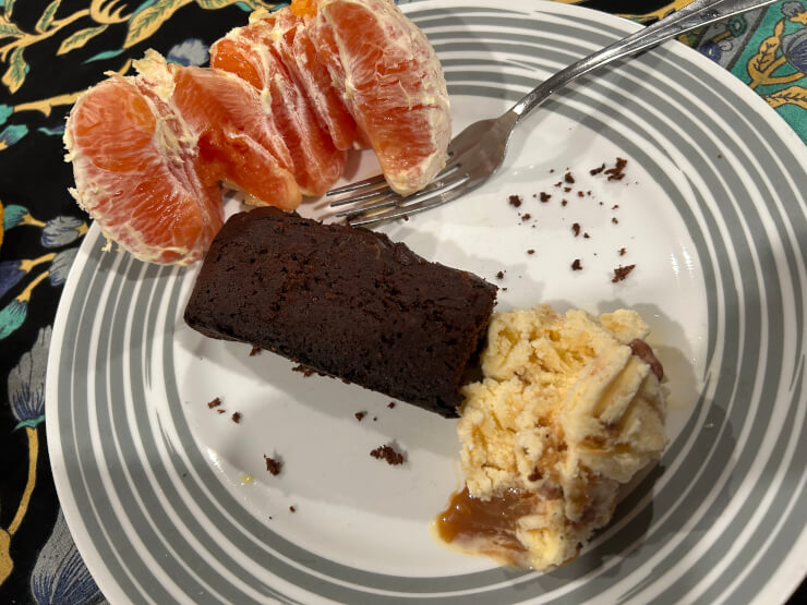 Bloody chocolate praline