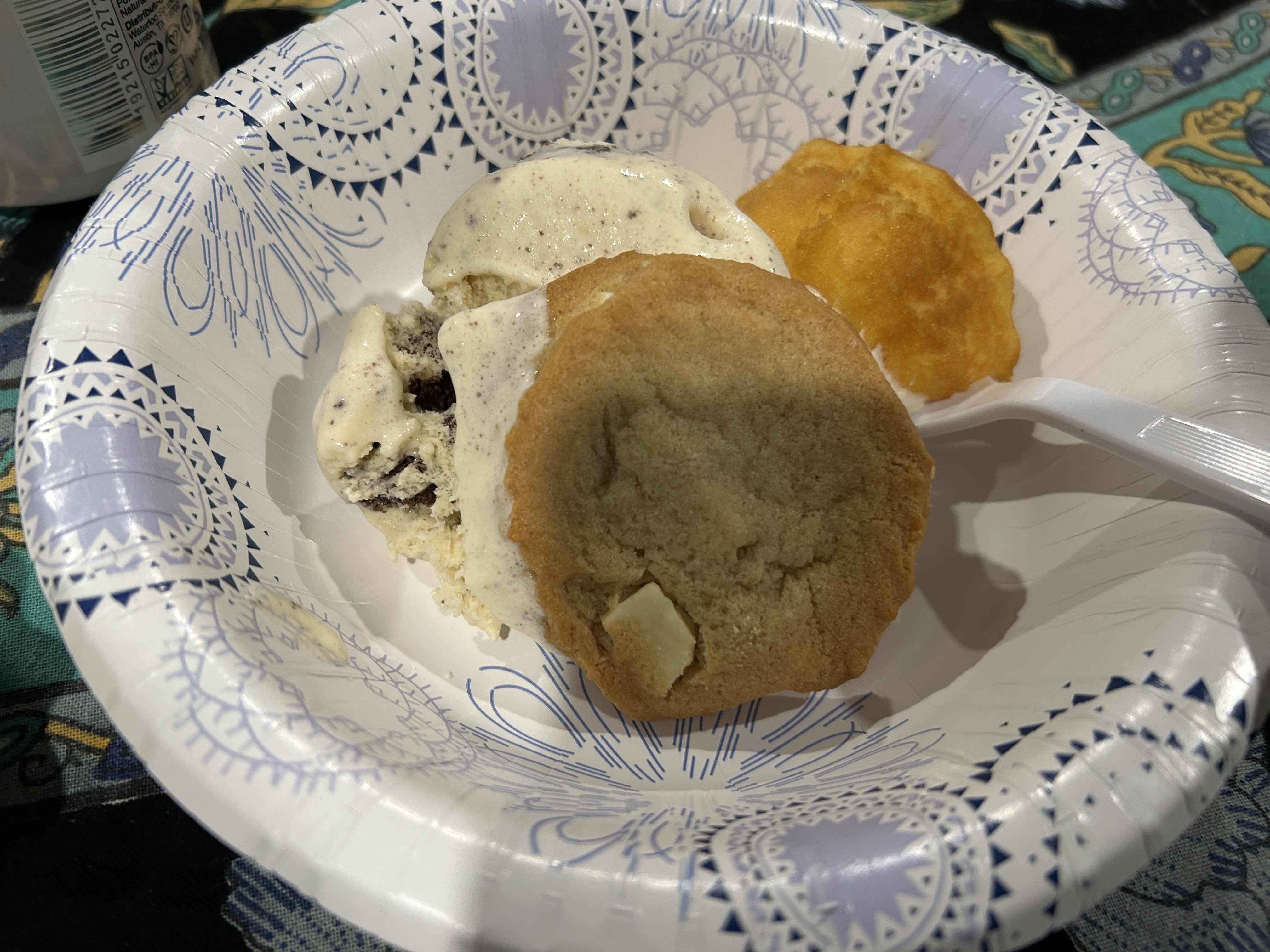 Kens Cookies And Smithers Cupcakes